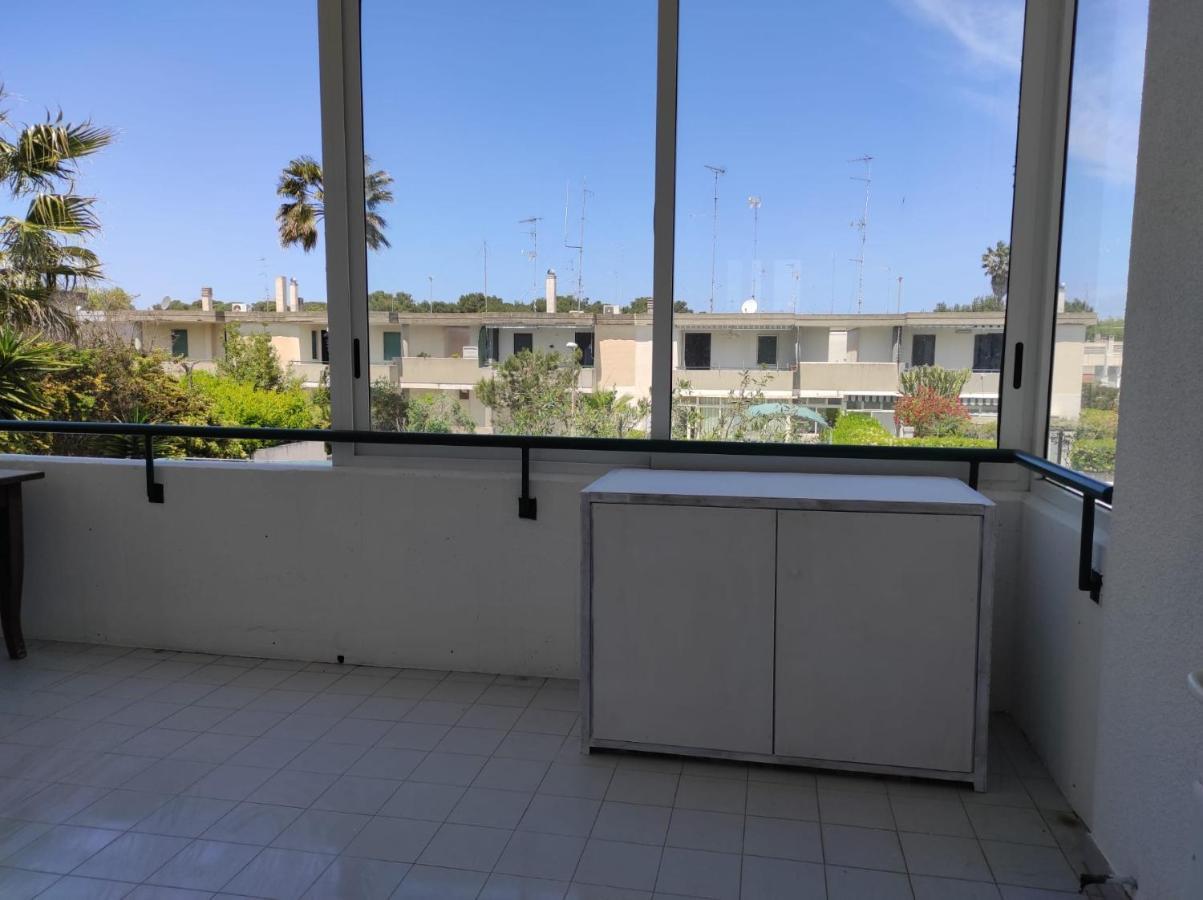 Grazioso Appartamento Vicino Al Mare San Cataldo  Kültér fotó